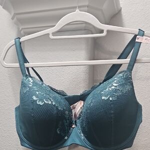 Victoria's Secret Teal Lace Underwire Bra - Women Intimates & Sleepwear